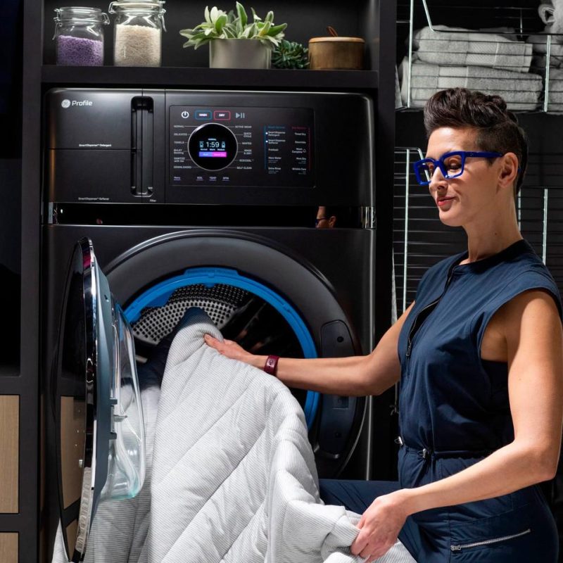 Washer and Dryer Combos |  GE Profile – UltraFast 4.8 cu. ft. Large Capacity All-in-One Washer/Dryer Combo with Ventless Heat Pump Technology – Carbon Graphite – PFQ97HSPVDS Gray Washer & Dryer Combos Gray